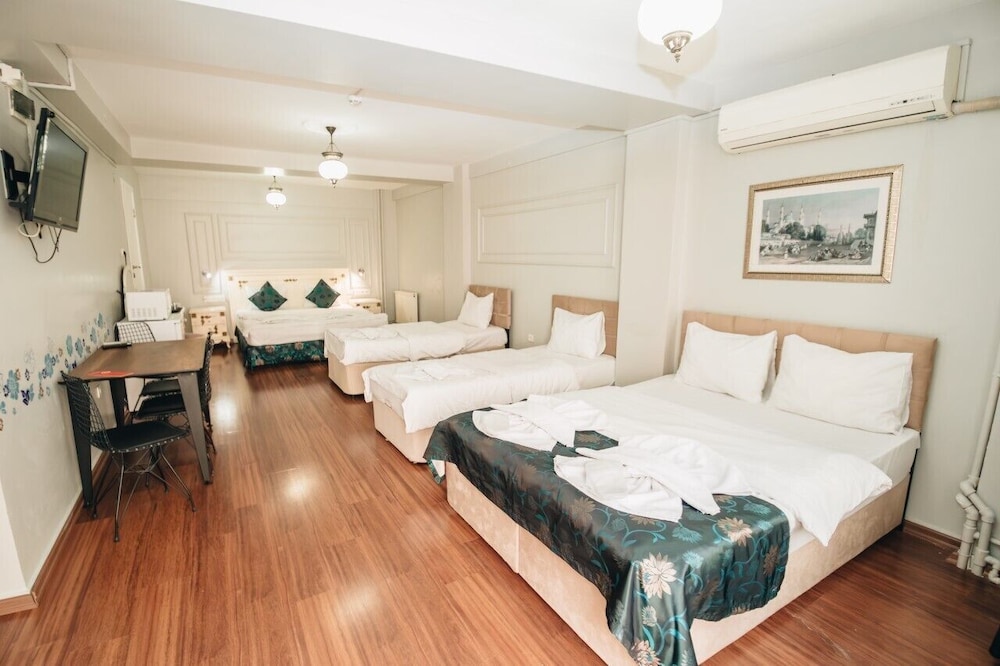 Safran Suites