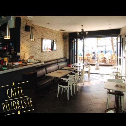 Hostel Theater 011