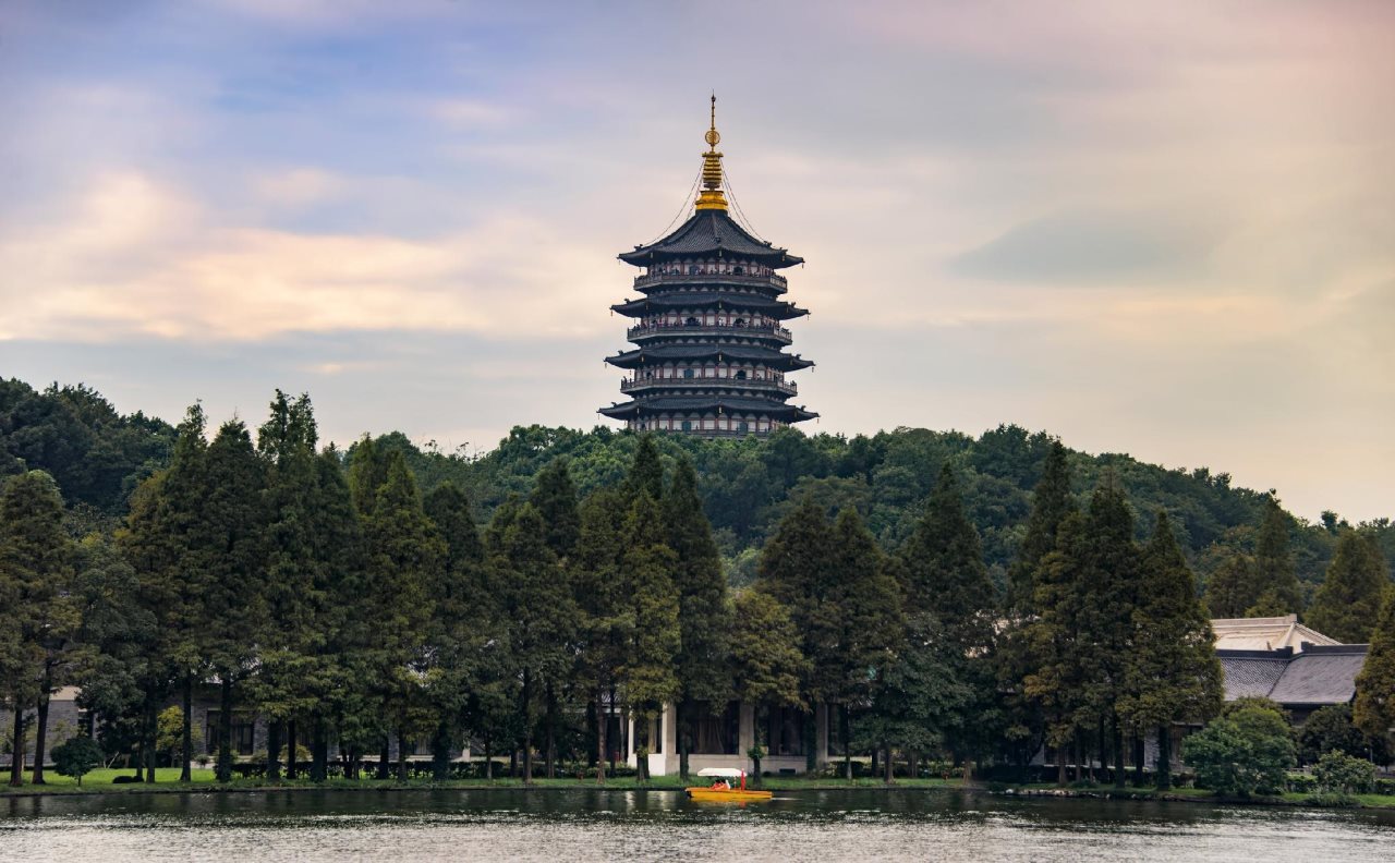 Hangzhou West Lake Qingchun Citigo Hotel
