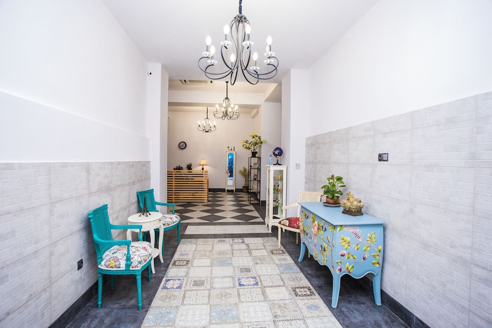 Tbilisi Blue Doors Hostel & Hotel